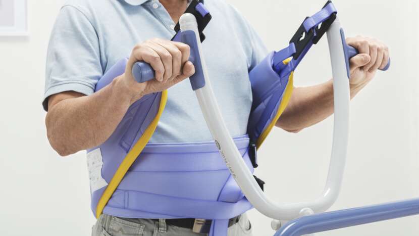ArjoHuntleigh Sara Flex Sit-to-Stand Patient Lift