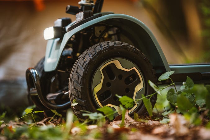 BAJA® Bandit Outdoor Travel Scooter