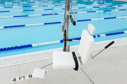 Traveler II XRC500 500 lb. ADA Bariatric Pool Lift