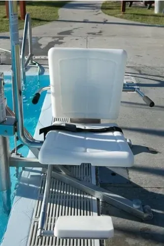 Lolo ADA Swimming Pool Lift by Spectrum Aquatics
