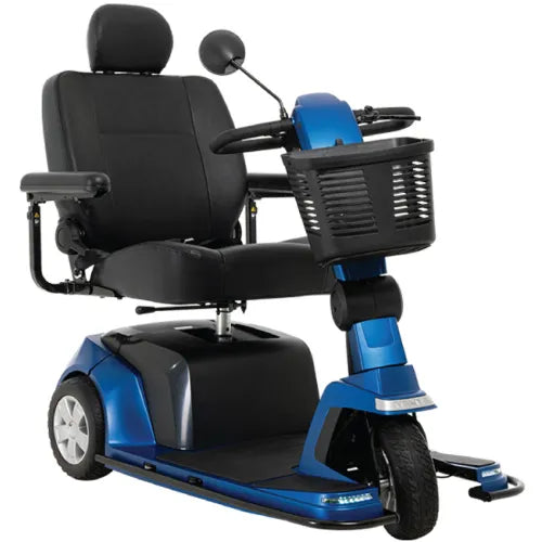 Close-up image of Pride Mobility 3-Wheel Maxima Scooters