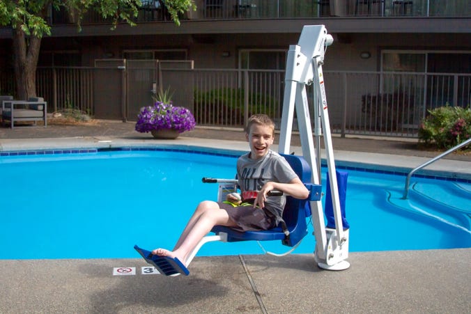 Mighty ADA Compliant UL Pool Lift