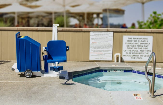 Portable Pro 2 Pool/Spa Lift