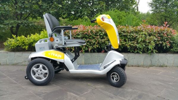 Titan Hummer XL HD Portable Scooter