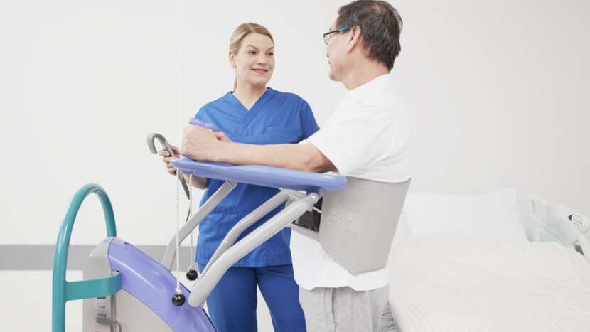 ArjoHuntleigh Sara Plus Sit-to-Stand Lift