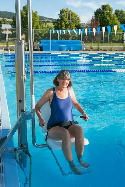 Gallatin Water-Powered Pool Lift With 400 lbs. Weight Capacity from Spectrum Products