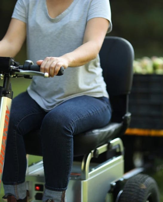 Electric Utility Scooter Tow Tractor